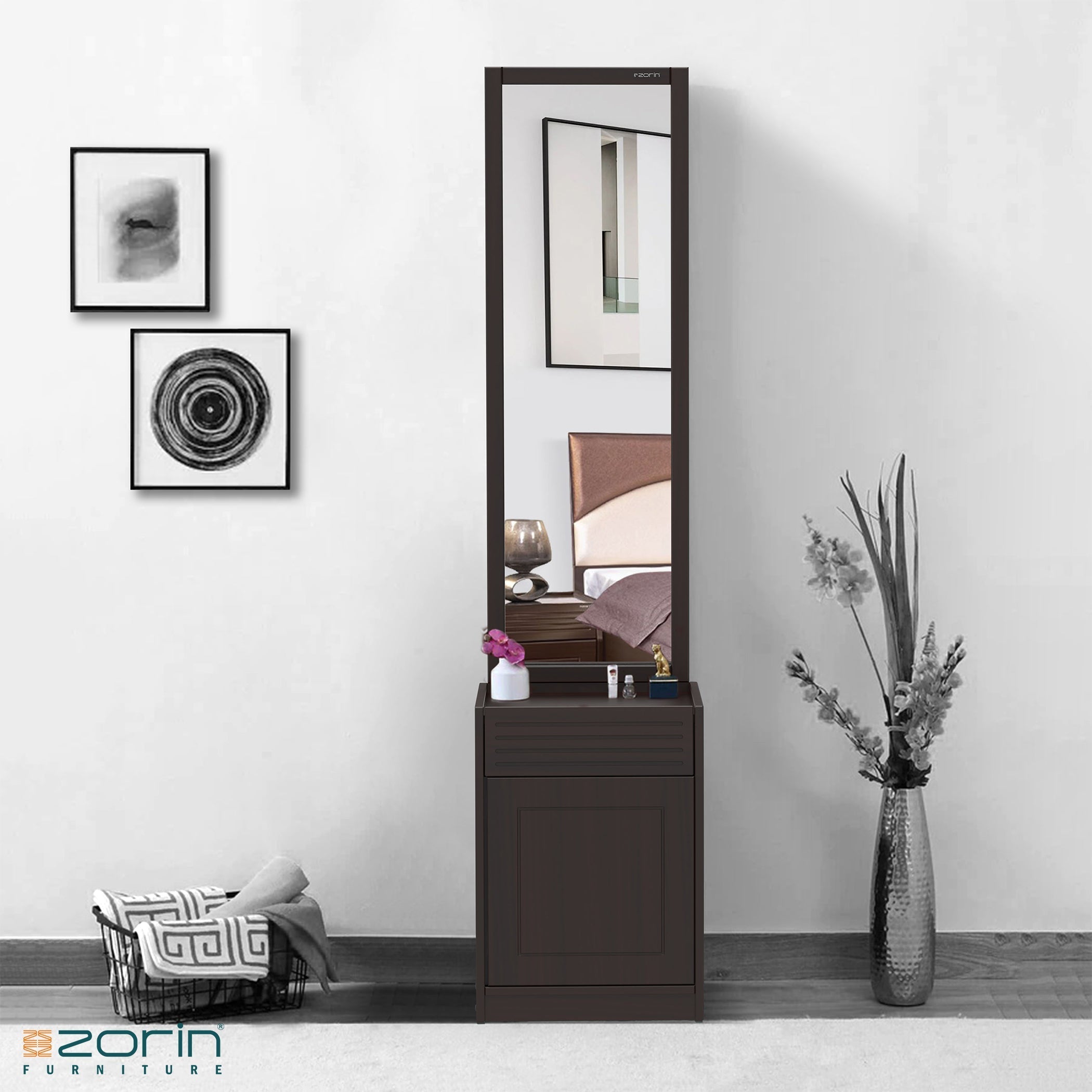 DE-1 Dresser Seat Zorin