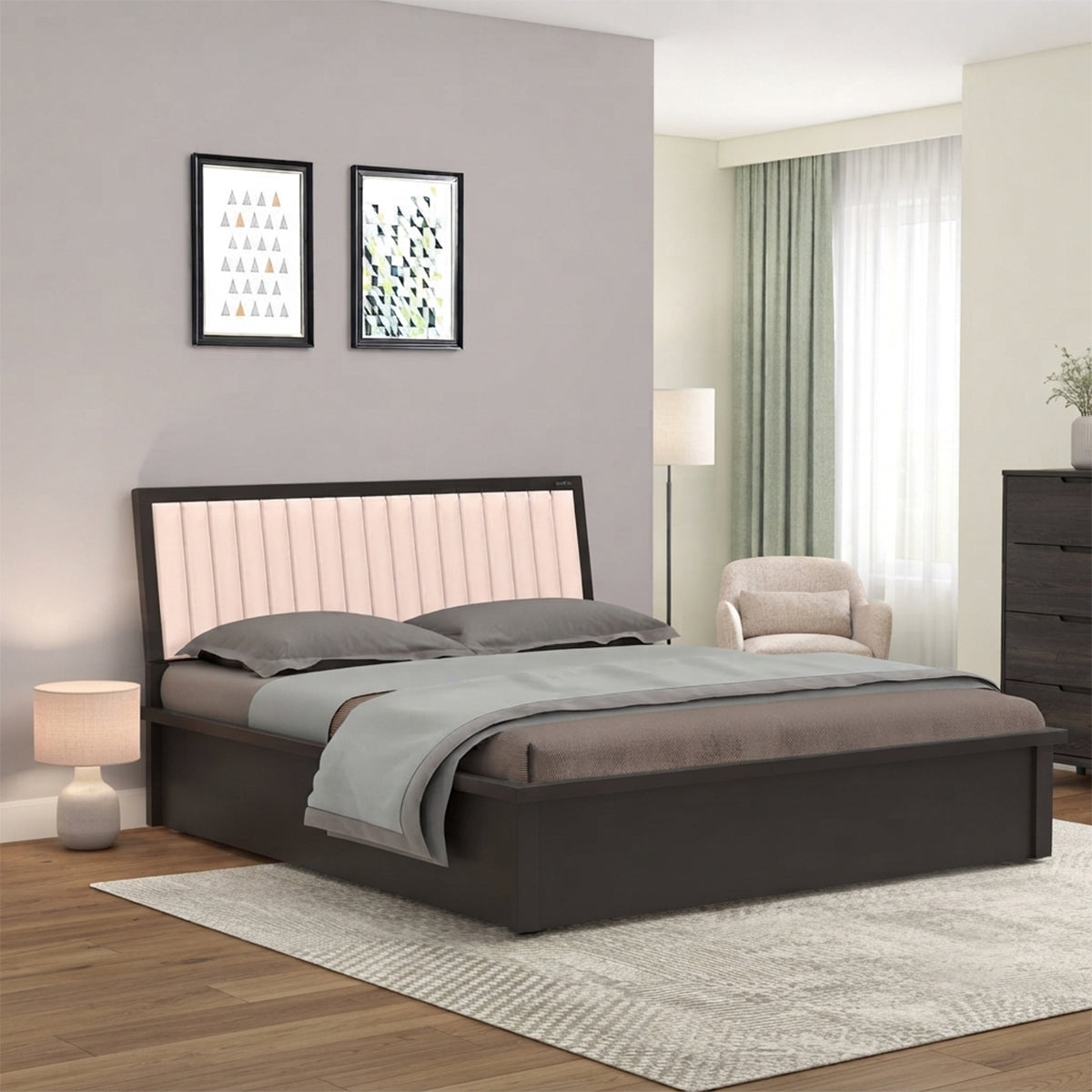 SIGNATURE King Bed Storage Zorin
